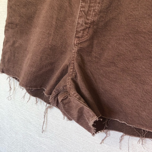 Universal Thread Women’s Jean Shorts 16/33 Brown - Picture 4 of 9